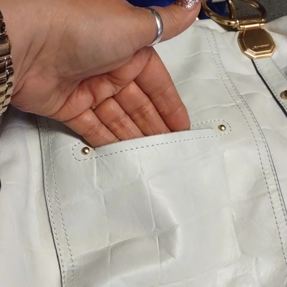 B MAKOWSKY Saddle White Embossed Large shoulder bag, tote - Picture 5 of 7